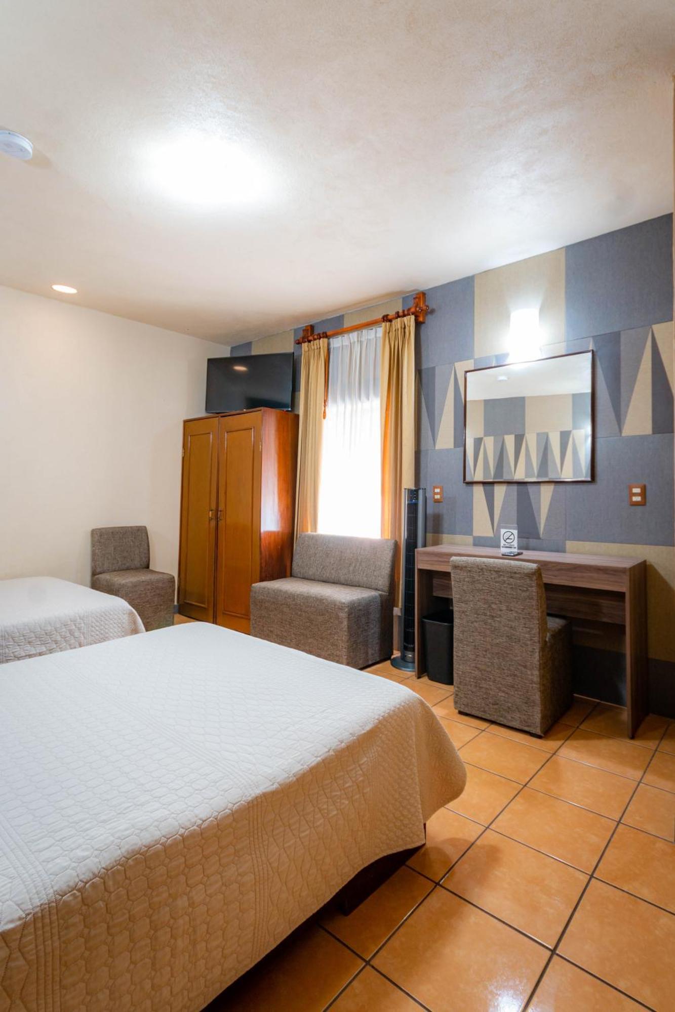 Hotel Estefania Morelia Exterior foto